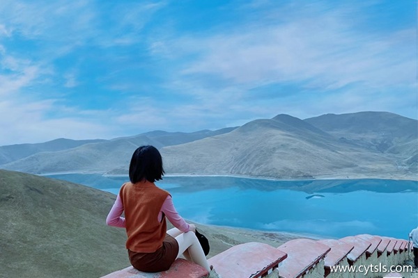 去西藏旅游跟團(tuán)要多少錢