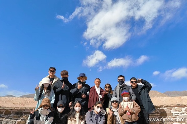 七月三個(gè)人旅游西藏10天多少錢(qián)
