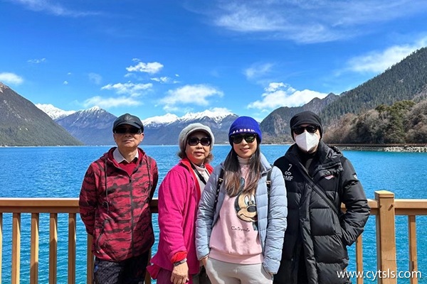 從貴陽去西藏報(bào)團(tuán)旅游5天多少錢